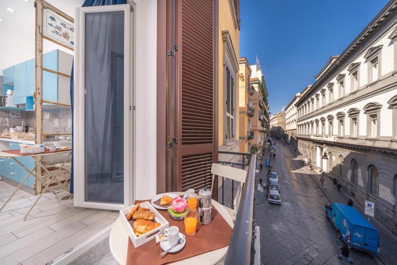 B&B Dolcevita Napoli Exterior photo